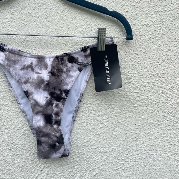 NWT Pretty Little Things High Leg Bikini - Picture 1 of 9